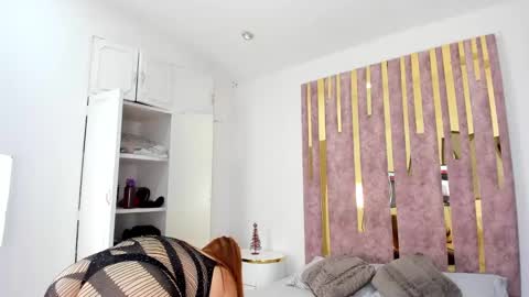 Leah  online show from 12/31/24, 12:00