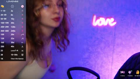 Leah Barton online show from 01/18/25, 02:12