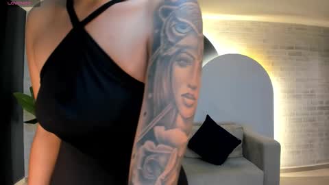 leahnovac online show from 09/30/25, 11:04