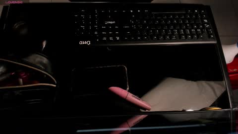 leahnovac online show from 10/06/25, 11:07