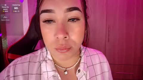 Snapshot of leahtemptation chatting on 12/03/25, 12:03 leah online show from 12/03/25, 12:03