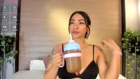 Hey Im Lea online show from 06/07/26, 12:20