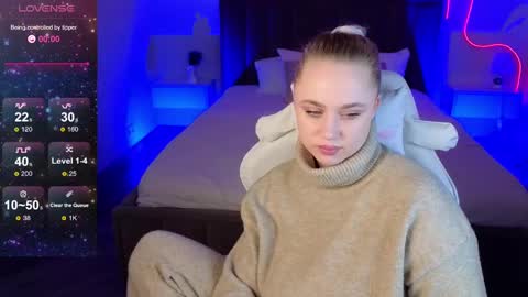 Snapshot of leanaax chatting on 01/25/25, 02:04 Leana Love online show from 01/25/25, 02:04