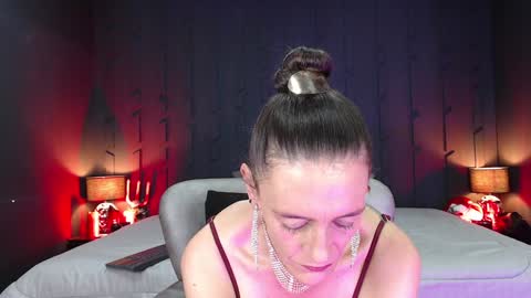 Leana online show from 12/16/24, 11:55