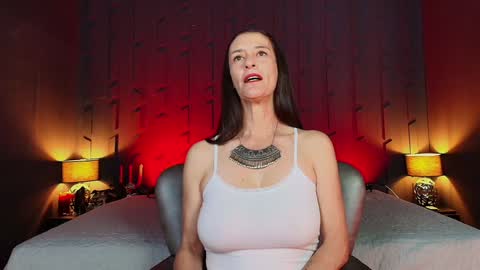 Leana online show from 01/14/25, 11:42