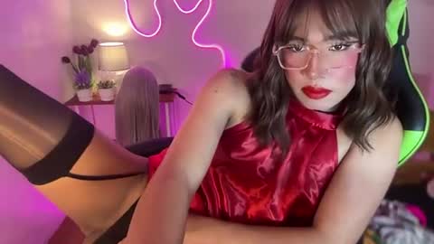 Snapshot of leanashleychatto2 chatting on 06/13/26, 06:06 Miss Candy online show from 06/13/26, 06:06