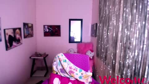 Leandra online show from 02/04/25, 12:44