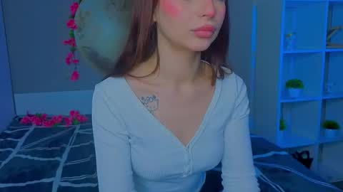 Sophie online show from 03/12/26, 07:20