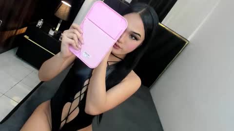 leanna online show from 10/04/25, 06:50