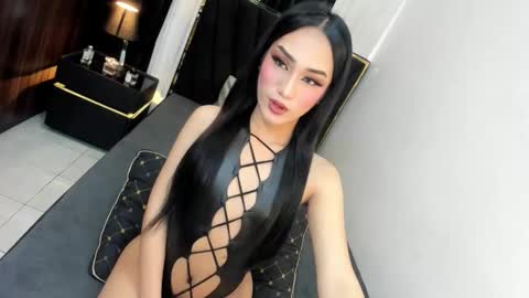 leanna online show from 11/28/25, 04:31