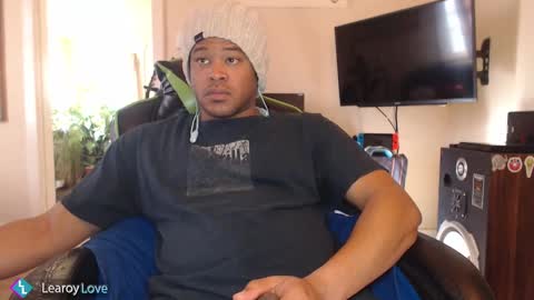 Snapshot of learoy chatting on 01/07/25, 07:06 Learoy online show from 01/07/25, 07:06