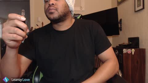 Snapshot of learoy chatting on 03/06/25, 02:51 Learoy online show from 03/06/25, 02:51