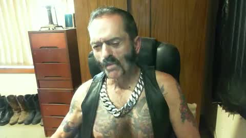 Snapshot of leathergreaser chatting on 03/06/25, 02:19 leathergreaser online show from 03/06/25, 02:19