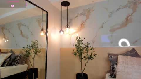    online show from 09/18/25, 11:07