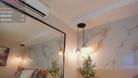    online show from 11/03/25, 11:04