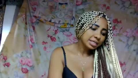Snapshot of leatianaa chatting on 05/24/26, 11:26 leatianaa online show from 05/24/26, 11:26