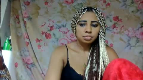 Snapshot of leatianaa chatting on 06/09/26, 07:14 leatianaa online show from 06/09/26, 07:14