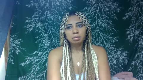 leatianaa online show from 07/04/26, 09:37