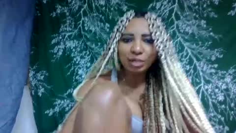 leatianaa online show from 07/05/26, 05:42