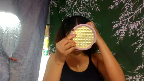 leatianaa online show from 07/26/26, 04:36