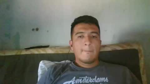 Snapshot of leche_dura122 chatting on 01/19/25, 07:04 leche_dura122 online show from 01/19/25, 07:04