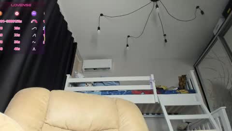 Anna  online show from 05/18/26, 07:09