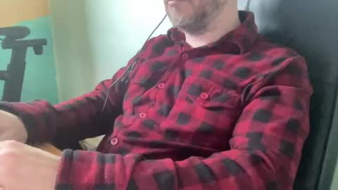 Snapshot of lee_8891 chatting on 06/12/26, 08:57 lee_8891 online show from 06/12/26, 08:57