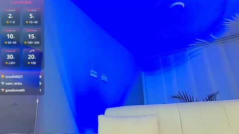 lee_mila online show from 02/27/25, 07:55