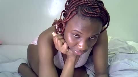 Snapshot of lee_shaz chatting on 04/15/26, 05:25 lee baby online show from 04/15/26, 05:25