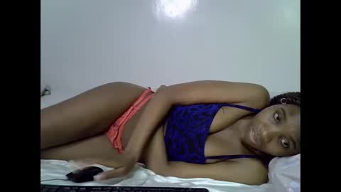 Snapshot of lee_shaz chatting on 06/08/26, 01:28 lee baby online show from 06/08/26, 01:28