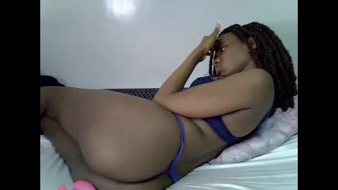 Snapshot of lee_shaz chatting on 06/08/26, 01:33 lee baby online show from 06/08/26, 01:33