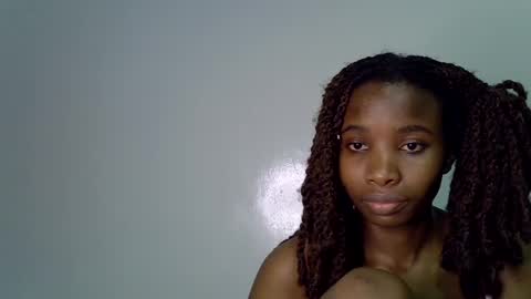 Snapshot of lee_shaz chatting on 06/13/26, 04:10 lee baby online show from 06/13/26, 04:10