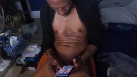 Ebony DeafGuy online show from 11/14/25, 09:08
