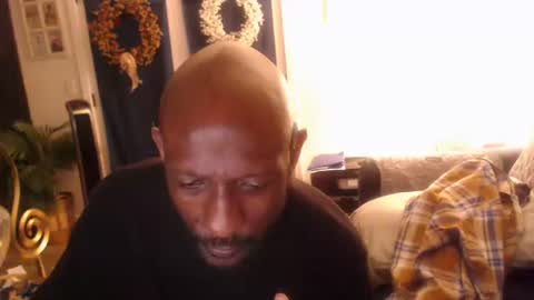 Ebony DeafGuy online show from 11/25/25, 08:03