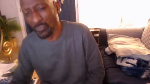 Ebony DeafGuy online show from 12/04/25, 09:34
