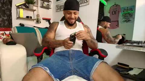 leenar_key online show from 11/04/25, 03:33