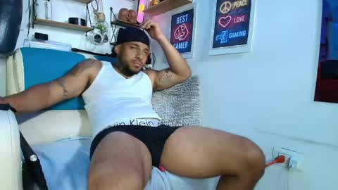 leenar_key online show from 05/26/26, 10:28