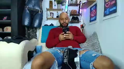 leenar_key online show from 07/05/26, 10:33
