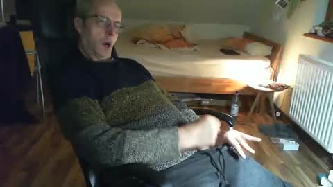 Dave online show from 02/28/25, 11:01