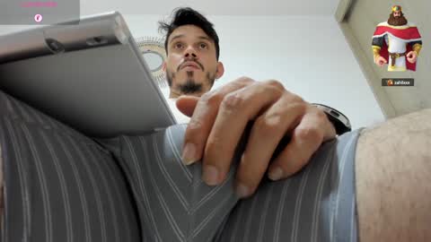 Snapshot of legolas_15 chatting on 12/19/24, 03:40 Alejandro online show from 12/19/24, 03:40