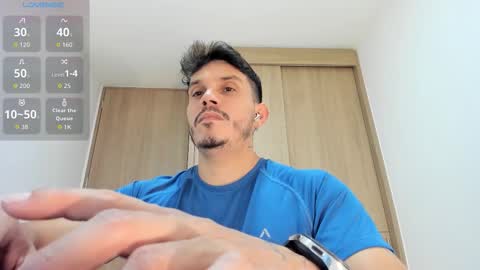 Snapshot of legolas_15 chatting on 10/27/25, 01:42 Alejandro online show from 10/27/25, 01:42