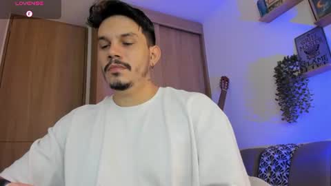 Alejandro online show from 07/24/26, 09:18