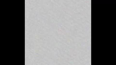 Snapshot of leia_bell chatting on 11/30/25, 08:02 hey Im Leia and I love rock online show from 11/30/25, 08:02