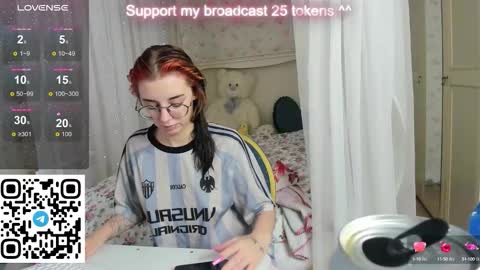 leia_moreno online show from 09/14/25, 08:57