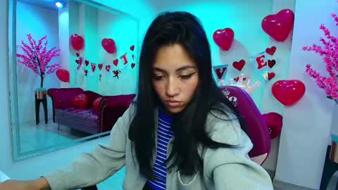 Leia.  online show from 02/14/25, 02:23