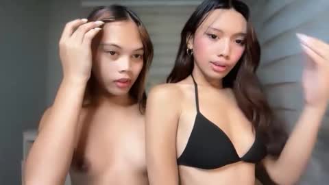 Snapshot of leiah_goddessx chatting on 12/14/25, 12:38 Leiah online show from 12/14/25, 12:38