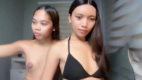 Snapshot of leiah_goddessx chatting on 12/15/25, 05:55 Leiah online show from 12/15/25, 05:55