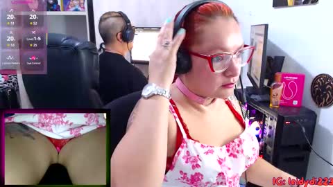 Snapshot of leidycrstnch21 chatting on 10/13/25, 01:33 LeidyDi223 online show from 10/13/25, 01:33