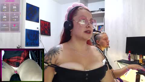 Snapshot of leidycrstnch21 chatting on 10/18/25, 01:52 LeidyDi223 online show from 10/18/25, 01:52