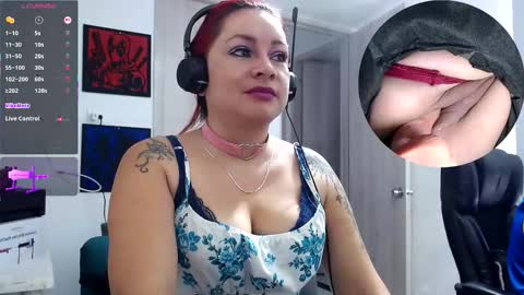 Snapshot of leidycrstnch21 chatting on 11/12/25, 02:28 LeidyDi223 online show from 11/12/25, 02:28